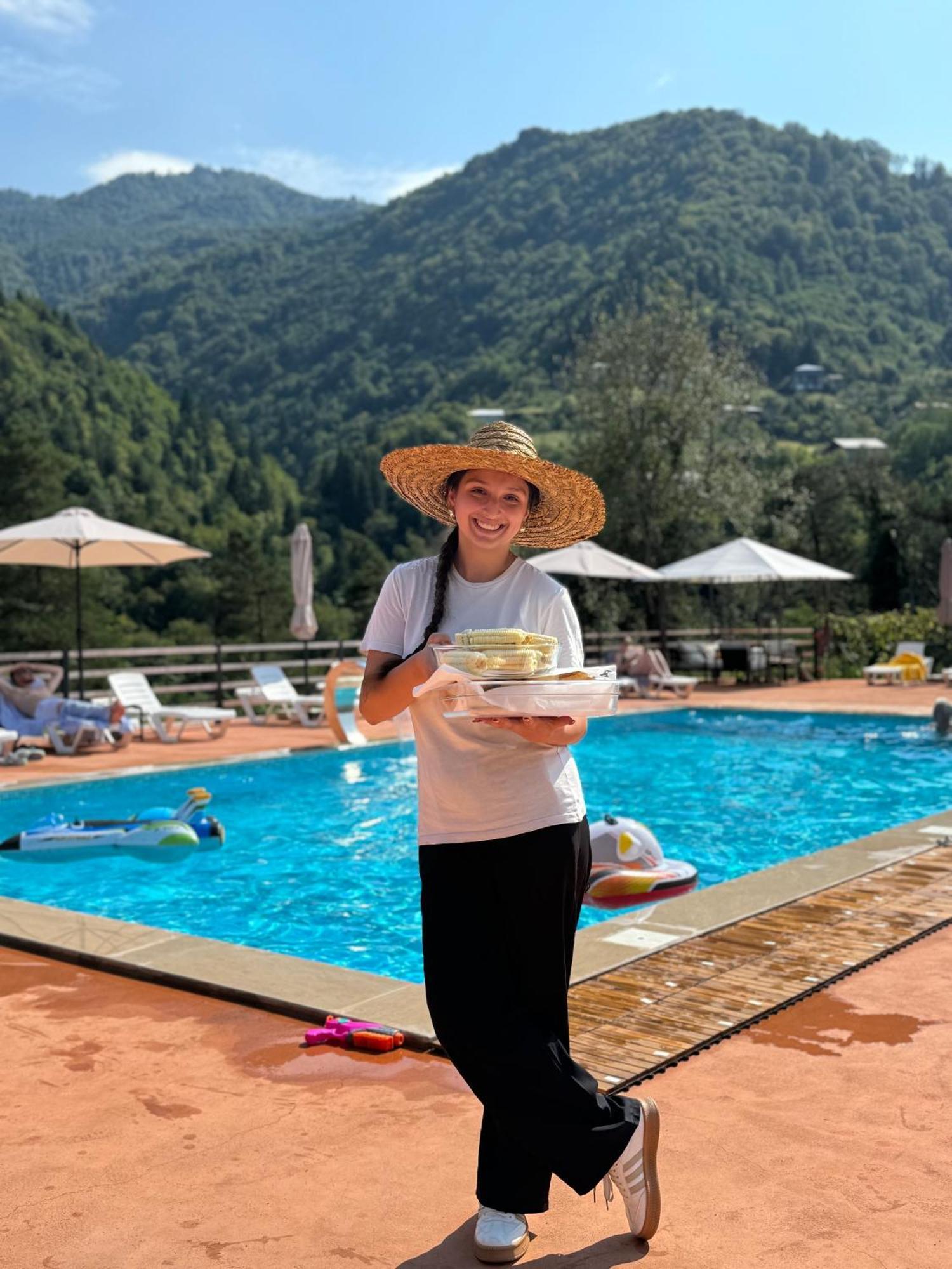 Hotel Chateau Iveri Varjanisi Buitenkant foto